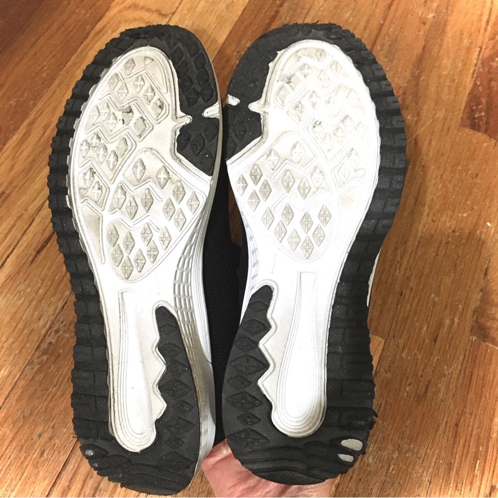 2 for $15 Party Host Appreciationšš¹HPx8š¹Breezy Breathable Running Sneakers - Picture 5 of 6